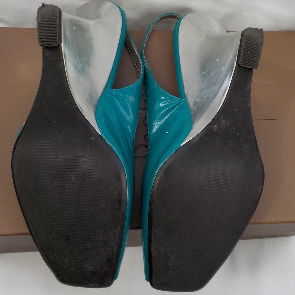Gorgeous Linea Paolo Peep-toe Wedge Sandals Turquoise and Silver SZ 8/ 8.5 N/M - Picture 10 of 16